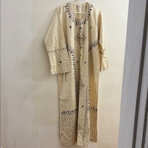 Elegant Beige Long Sleeve Dress